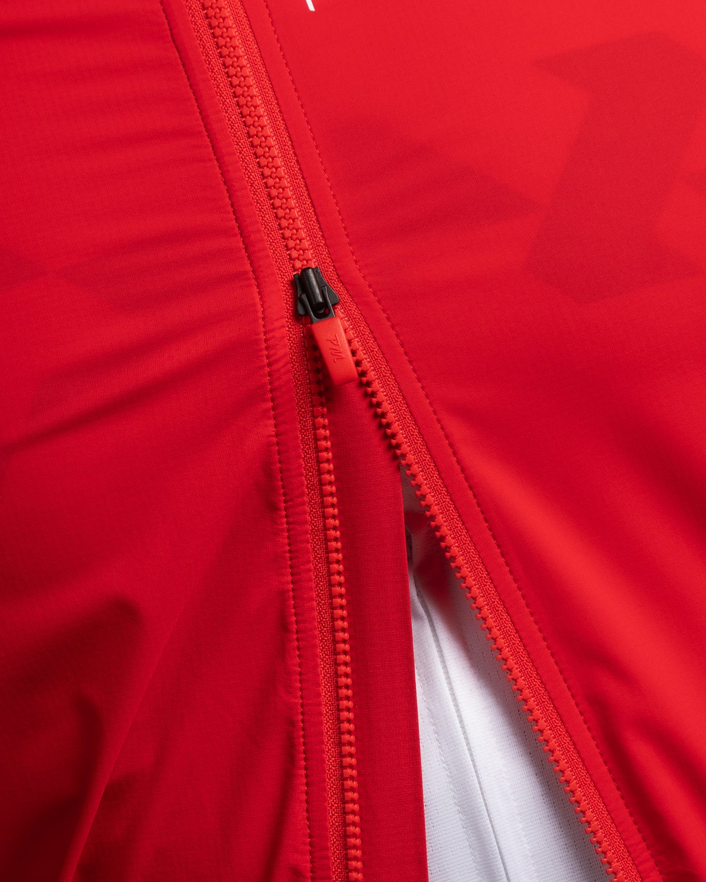 Men's Core Light Vest - Cherry