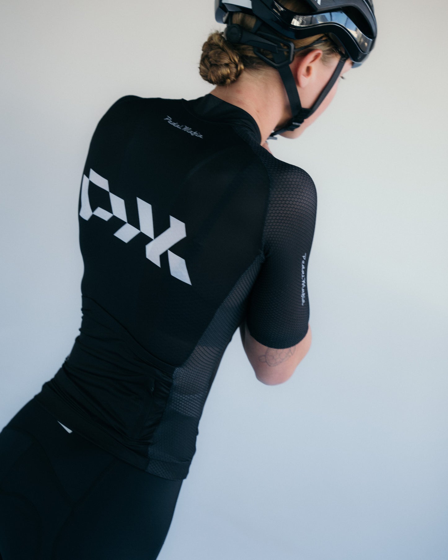 Women's Core Essentials Cycling Bundle - Black