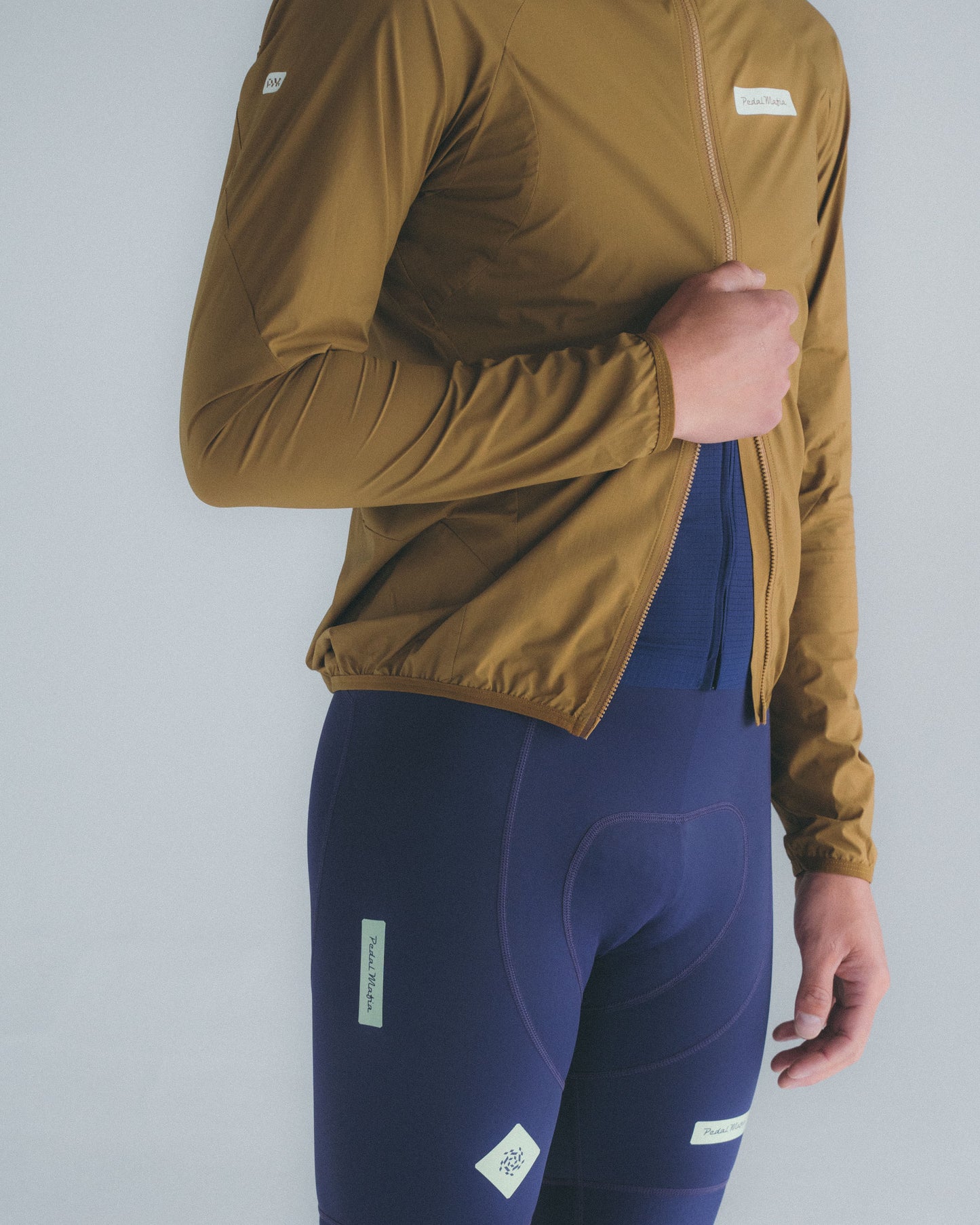 Men's Core Light Jacket - Brown